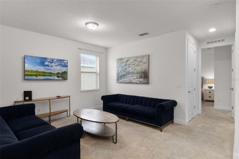Casa en venta en Kissimmee, Florida, 8 dormitorios, 316.98 m2 № 1908104 - foto 22