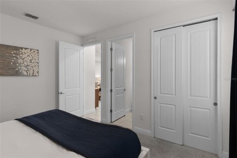 Casa en venta en Kissimmee, Florida, 8 dormitorios, 316.98 m2 № 1908104 - foto 17