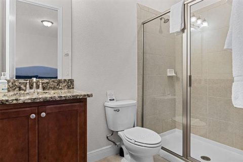 Casa en venta en Kissimmee, Florida, 8 dormitorios, 316.98 m2 № 1908104 - foto 26