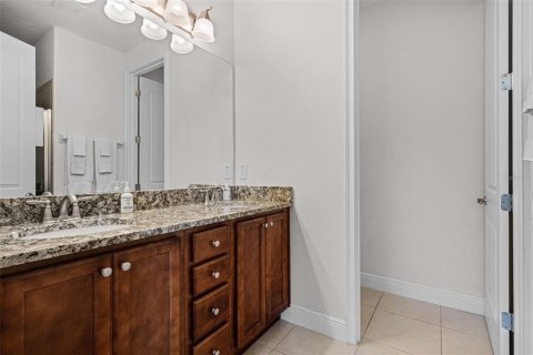 Casa en venta en Kissimmee, Florida, 8 dormitorios, 316.98 m2 № 1908104 - foto 29