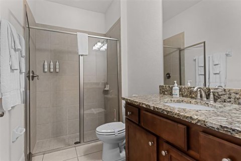 Casa en venta en Kissimmee, Florida, 8 dormitorios, 316.98 m2 № 1908104 - foto 20