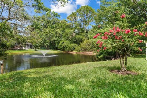 House in Ormond Beach, Florida 4 bedrooms, 214.51 sq.m. № 1866580 - photo 5