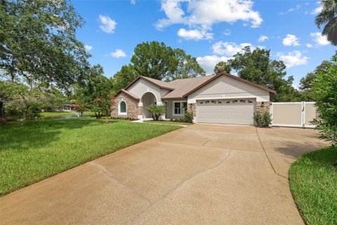 House in Ormond Beach, Florida 4 bedrooms, 214.51 sq.m. № 1866580 - photo 2