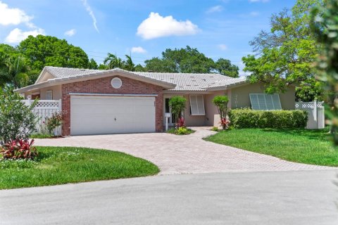 Casa en venta en Fort Lauderdale, Florida, 4 dormitorios, 200.76 m2 № 1887236 - foto 5
