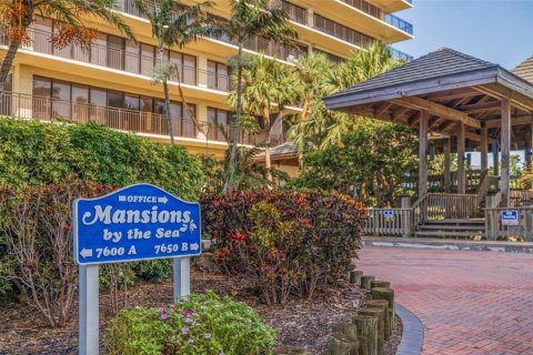 Copropriété à louer à Treasure Island, Floride: 2 chambres, 132.85 m2 № 2166093 - photo 7