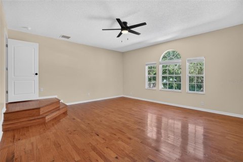 Villa ou maison à vendre à Tampa, Floride: 4 chambres, 229.47 m2 № 2399272 - photo 23