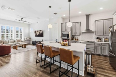 Townhouse in Tampa, Florida 3 bedrooms, 209.96 sq.m. № 2223779 - photo 6