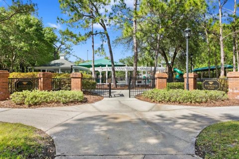 Townhouse in Tampa, Florida 3 bedrooms, 209.96 sq.m. № 2223779 - photo 25