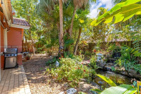 Casa en venta en Miami, Florida, 4 dormitorios, 191.38 m2 № 2057898 - foto 23