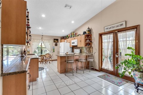 Casa en venta en Miami, Florida, 4 dormitorios, 191.38 m2 № 2057898 - foto 10