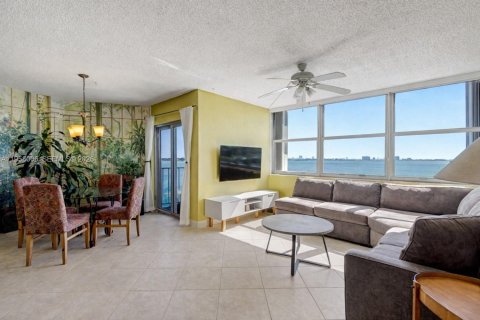 Купить кондоминиум в Норт-Майами, Флорида 1 спальня, 77.2м2, № 2025223 - фото 4