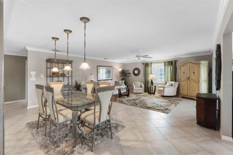 Copropriété à vendre à Sun City Center, Floride: 2 chambres, 169.92 m2 № 2390864 - photo 12