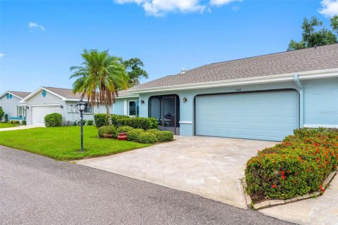 Condo à Sun City Center, Floride, 2 chambres  № 2390864