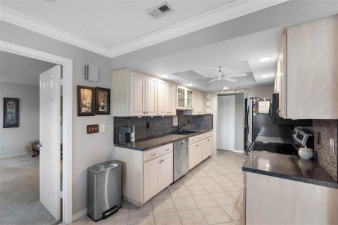 Copropriété à vendre à Sun City Center, Floride: 2 chambres, 169.92 m2 № 2390864 - photo 19