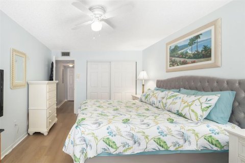 Condo in Bradenton, Florida, 1 bedroom  № 1511373 - photo 22