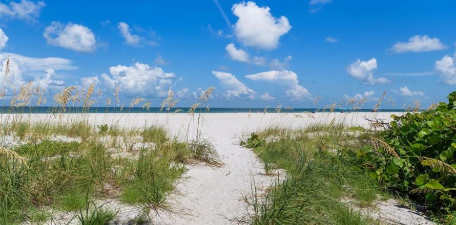 Condo in Clearwater, Florida, 2 bedrooms  № 1885727