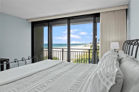 Condo in Clearwater, Florida, 2 bedrooms  № 1885727 - photo 16