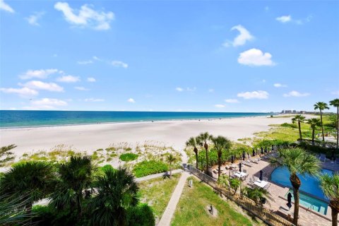 Condo in Clearwater, Florida, 2 bedrooms  № 1885727 - photo 20