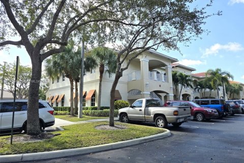 Commercial property in Coral Springs, Florida № 1710561 - photo 1