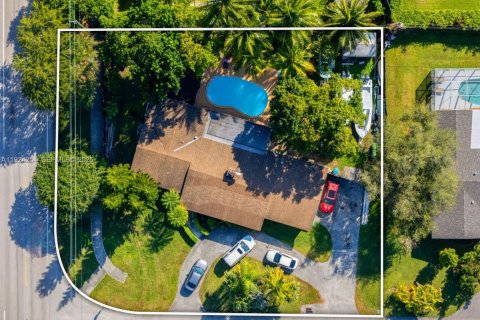 Casa en venta en Palmetto Bay, Florida, 3 dormitorios, 172.8 m2 № 1983059 - foto 5