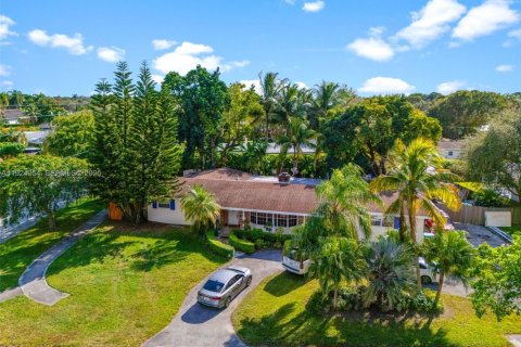 Casa en venta en Palmetto Bay, Florida, 3 dormitorios, 172.8 m2 № 1983059 - foto 7