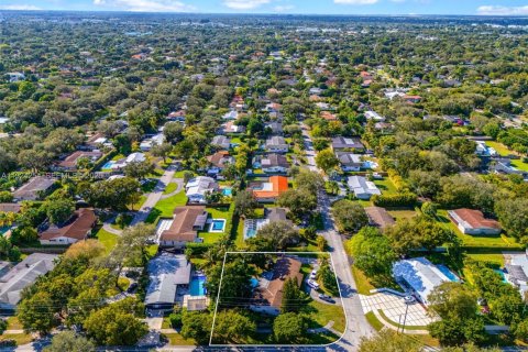 Casa en venta en Palmetto Bay, Florida, 3 dormitorios, 172.8 m2 № 1983059 - foto 14