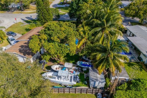 Casa en venta en Palmetto Bay, Florida, 3 dormitorios, 172.8 m2 № 1983059 - foto 9