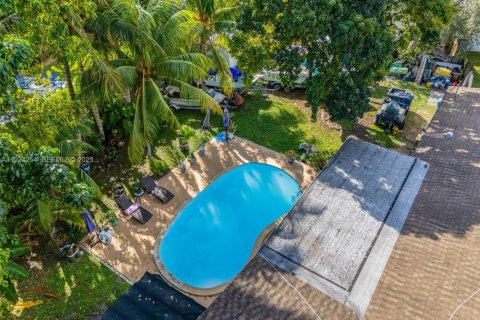 Casa en venta en Palmetto Bay, Florida, 3 dormitorios, 172.8 m2 № 1983059 - foto 11