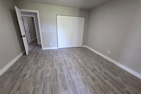 Apartamento en alquiler en Zephyrhills, Florida, 2 dormitorios, 107.02 m2 № 2107468 - foto 12