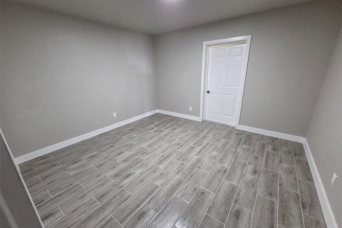 Apartamento en alquiler en Zephyrhills, Florida, 2 dormitorios, 107.02 m2 № 2107468 - foto 11