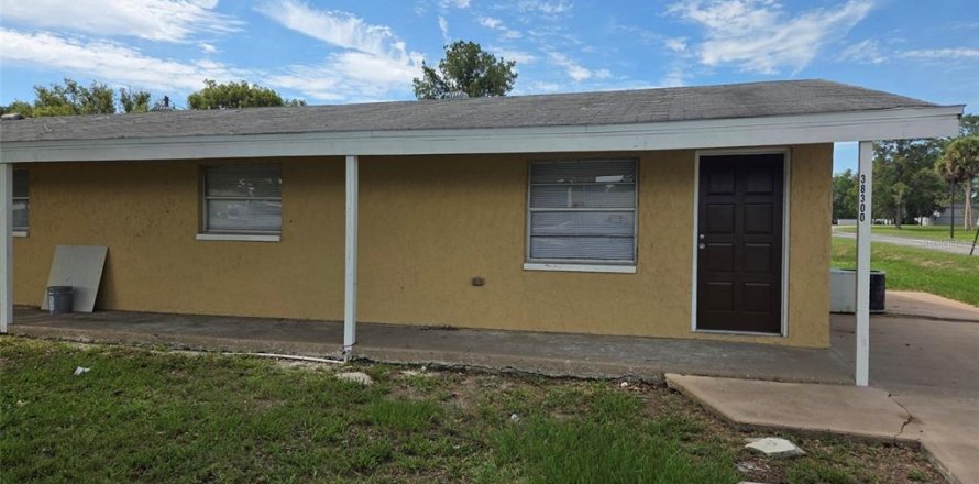 Apartamento en Zephyrhills, Florida 2 dormitorios, 107.02 m2 № 2107468