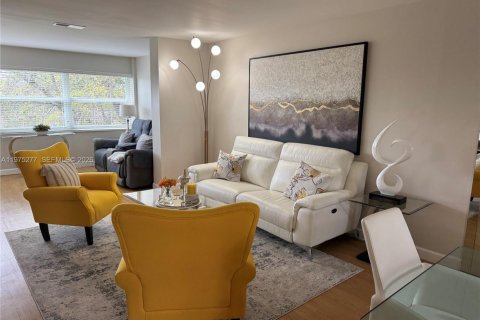 Copropriété à vendre à Sunrise, Floride: 2 chambres, 95.22 m2 № 2041848 - photo 10