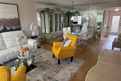 Copropriété à vendre à Sunrise, Floride: 2 chambres, 95.22 m2 № 2041848 - photo 12