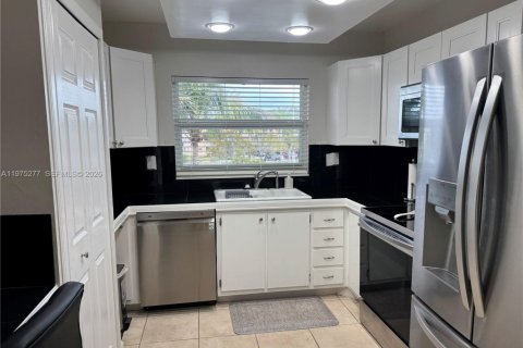 Condo à Sunrise, Floride, 2 chambres  № 2041848