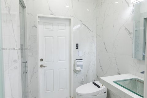 House in Homestead, Florida 5 bedrooms, 310.29 sq.m. № 1867875 - photo 11