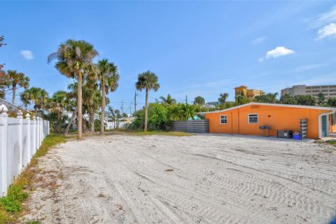 Land in New Smyrna Beach, Florida № 1597272 - photo 1