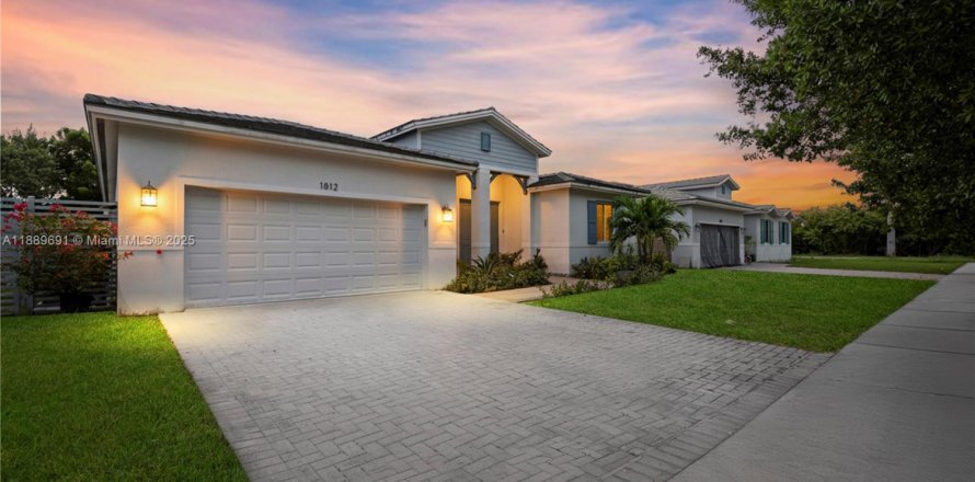 Villa ou maison à Homestead, Floride 4 chambres, 213.68 m2 № 1946176