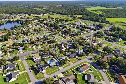 House in Orlando, Florida 3 bedrooms, 135.92 sq.m. № 2342059 - photo 24