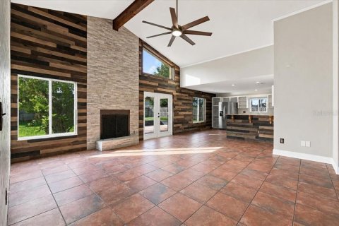House in Orlando, Florida 3 bedrooms, 135.92 sq.m. № 2342059 - photo 8