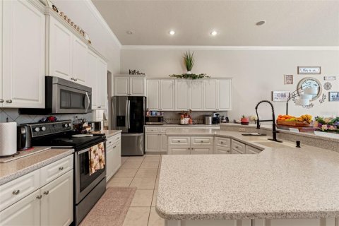House in Spring Hill, Florida 3 bedrooms, 269.88 sq.m. № 1666988 - photo 3