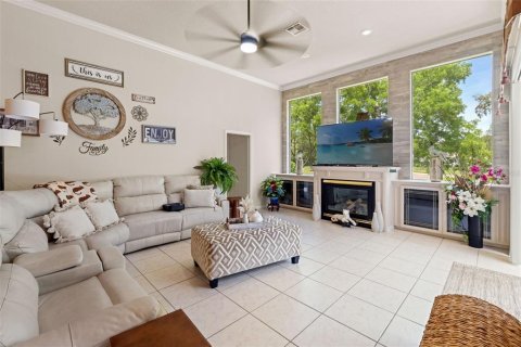 House in Spring Hill, Florida 3 bedrooms, 269.88 sq.m. № 1666988 - photo 2