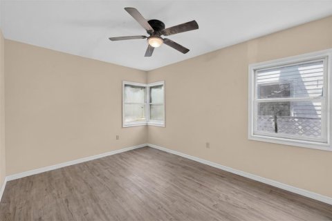 Villa ou maison à vendre à Orlando, Floride: 3 chambres, 119.66 m2 № 2152244 - photo 16