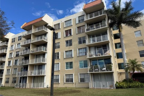 Condo in Miami, Florida, 1 bedroom  № 2040690