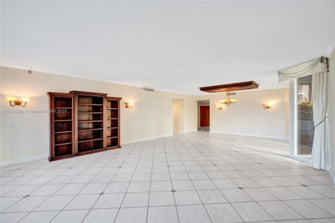 Condominio en alquiler en Aventura, Florida, 3 dormitorios, 245.26 m2 № 1936286 - foto 23