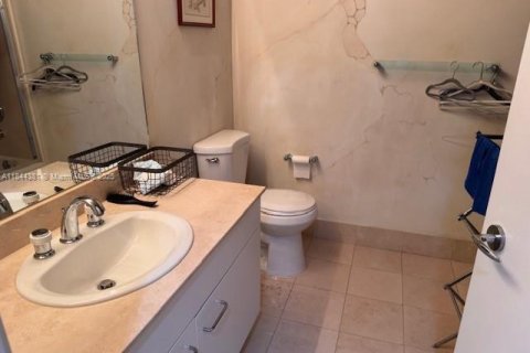 Condominio en alquiler en Aventura, Florida, 3 dormitorios, 245.26 m2 № 1936286 - foto 16