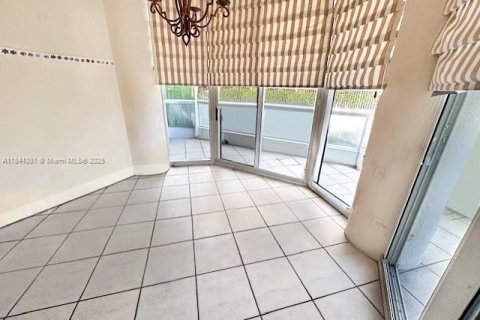 Condominio en alquiler en Aventura, Florida, 3 dormitorios, 245.26 m2 № 1936286 - foto 5