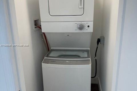 Apartment in Miami Beach, Florida 1 bedroom, 278.24 sq.m. № 2002810 - photo 15