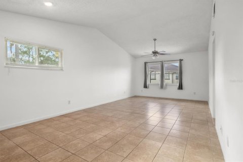 Condominio en venta en Winter Haven, Florida, 2 dormitorios, 79.06 m2 № 2150335 - foto 5