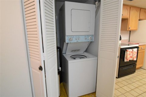 Condo in Altamonte Springs, Florida, 3 bedrooms  № 1570018 - photo 25