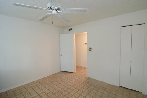 Condo in Altamonte Springs, Florida, 3 bedrooms  № 1570018 - photo 13